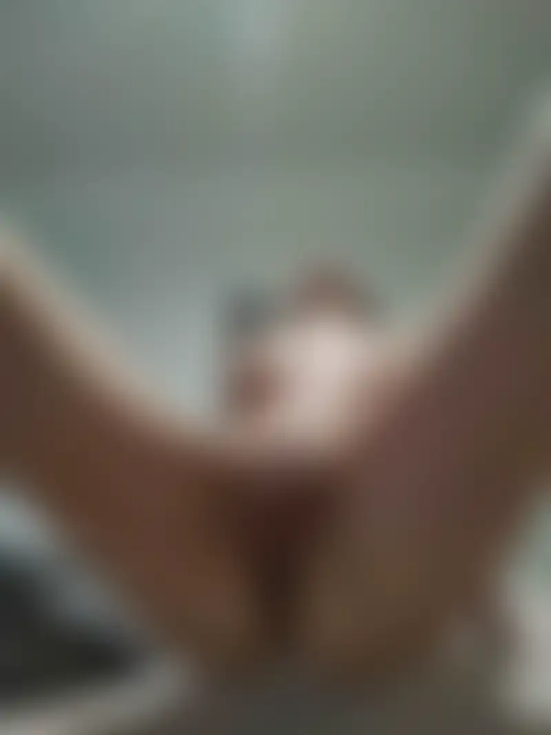 Blurred preview - 1000021181